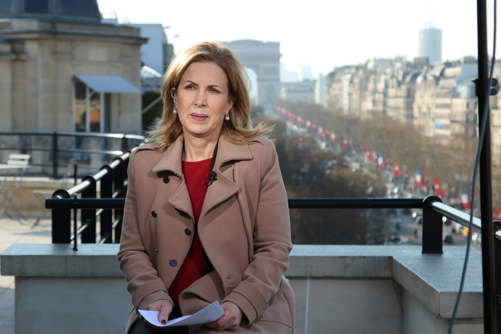 La ministre du Tourisme dans une interveiw en direct de Paris pour CNN