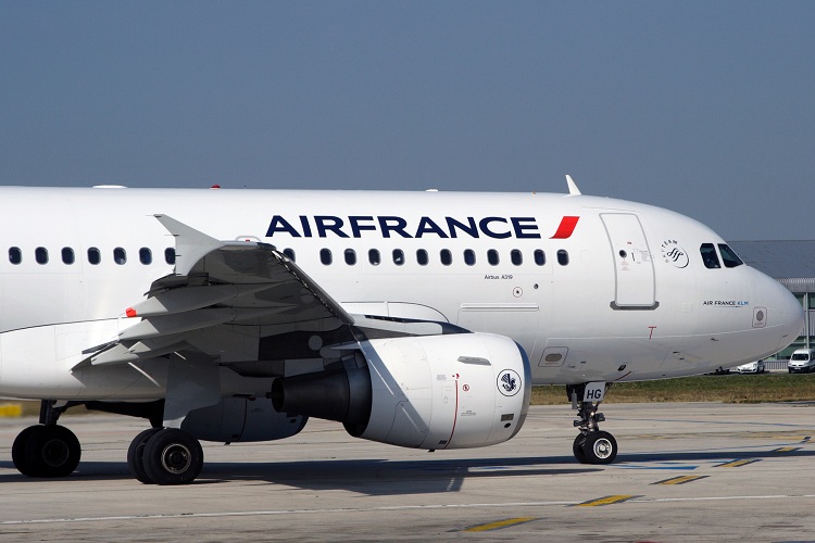 Air France opère sur Tunis à raison de 4 vols quotidiens opérés en Airbus A.319.