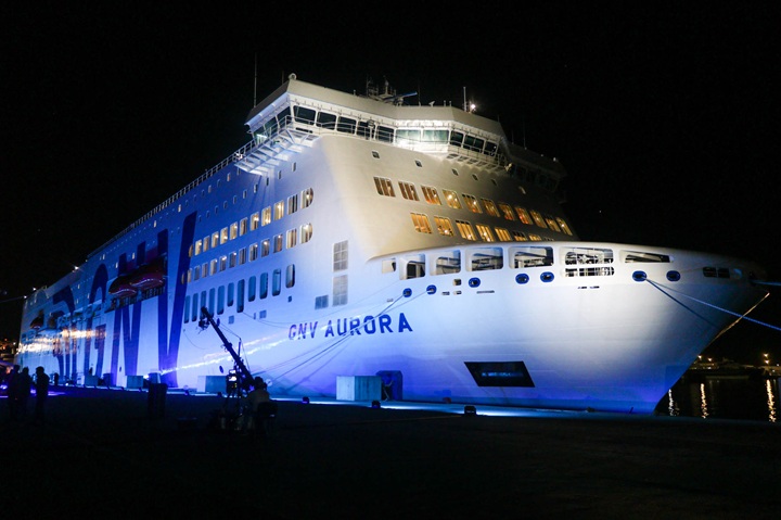 aurora-navire-gnv